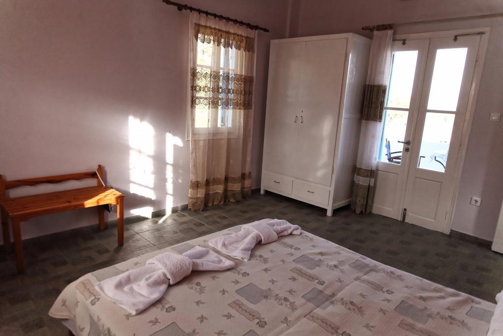 Papantonis Studios Chrisopigi  Номер фото