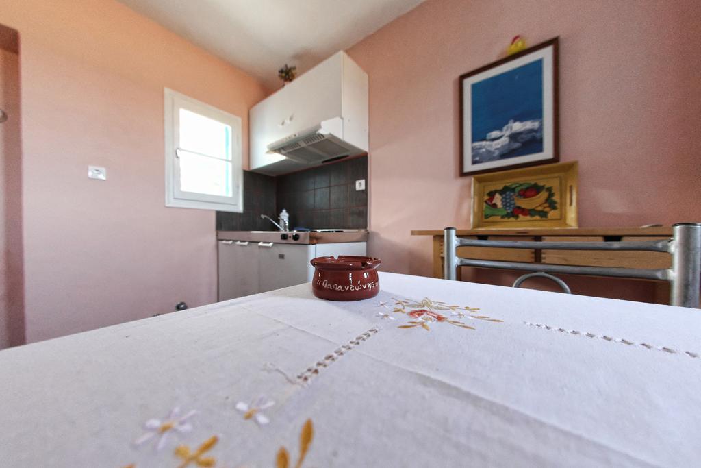 Papantonis Studios Chrisopigi  Номер фото